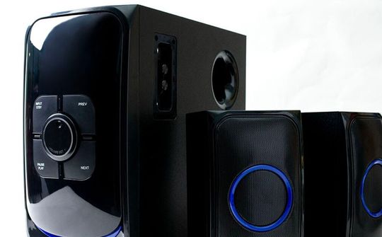 SoundMax trình làng mẫu loa giải trí A-2130