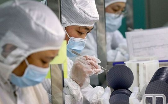 Doanh thu chip bán dẫn toàn cầu vượt mốc 500 tỉ USD