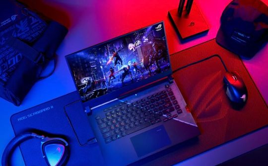 Asus trình làng laptop chơi game ROG Strix SCAR 15, giá từ 53,99 triệu đồng