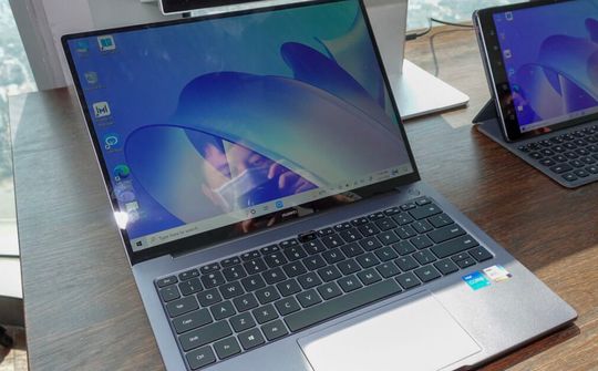 Huawei trình làng MateBook 14 trang bị màn hình hiển thị 2K