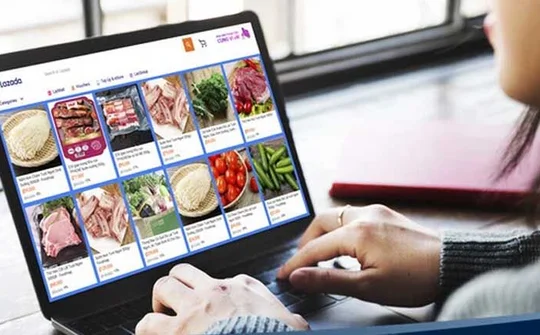 Thương mại điện tử sôi động nhờ mua sắm cho Tết Nguyên Đán