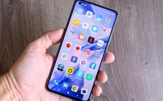 Xiaomi 11 Lite 5G NE giảm giá 2,2 triệu đồng tại Việt Nam