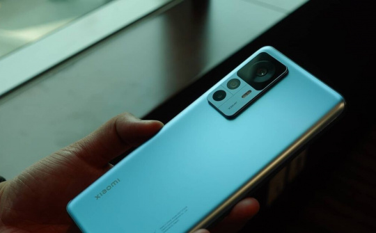 Xiaomi 12T ra mắt tại Việt Nam, giá từ 12.49 triệu đồng