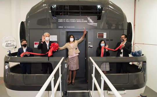 Trung tâm đào tạo của Airbus tại Châu Á khai trương thiết bị mô phỏng buồng lái máy bay A350 thứ tư
