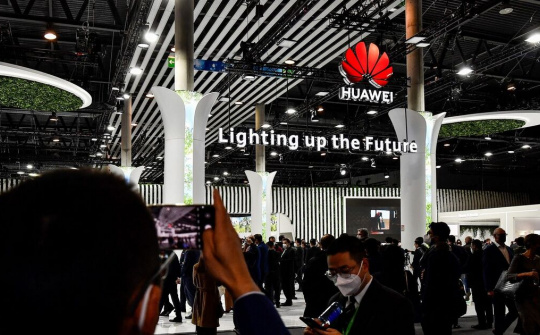 Huawei không rút lui khỏi thị trường quốc tế