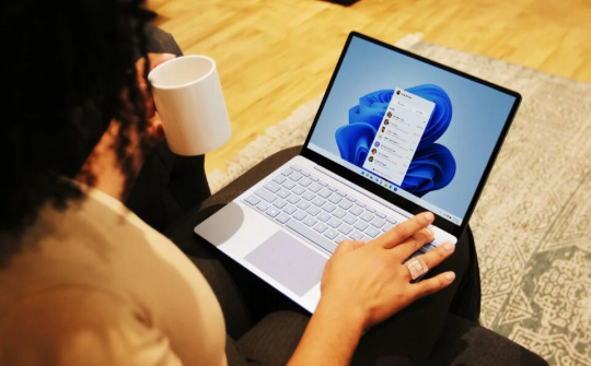 Microsoft thử nghiệm quảng cáo trên File Explorer của Windows 11