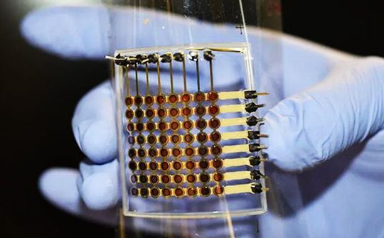 In 3D thành công màn hình OLED dẻo