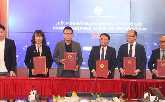 VNPT ký MOU với Bộ TT&TT về hỗ trợ doanh nghiệp SME chuyển đổi số