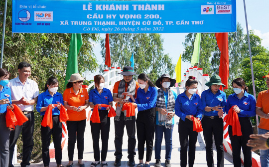 Cần Thơ: Khánh thành 4 cây cầu Hy Vọng và triển khai chương trình “Chung tay cùng bạn đến Trường Hy Vọng”