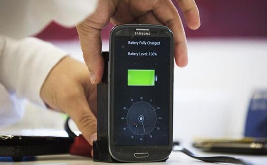 Sạc nhanh có gây hại cho pin smartphone?