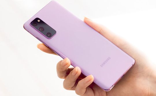 Galaxy S20 FE 2022 trình làng, giá khoảng 13,15 triệu đồng