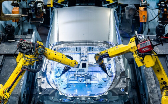 Nhật Bản quyết tâm giành lại thị phần pin xe điện từ Trung Quốc