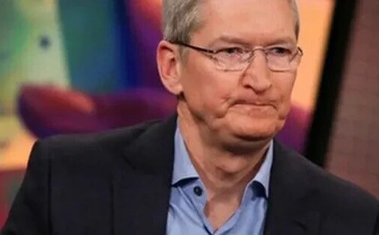 Apple mất ngôi giá trị nhất thế giới