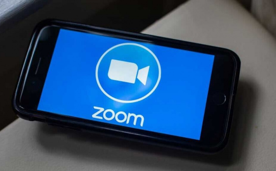 Tính năng AI mới của Zoom bị chỉ trích