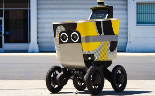 Uber ra mắt dịch vụ giao đồ ăn bằng robot và xe tự lái