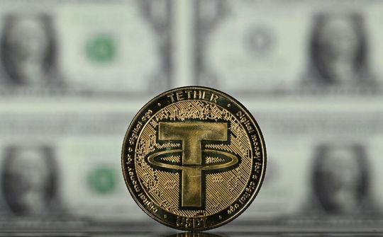 Các nhà đầu tư rút hơn 7 tỉ USD từ Tether
