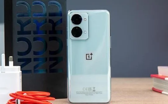 OnePlus Nord 2T chính thức ra mắt, giá 9.7 triệu đồng