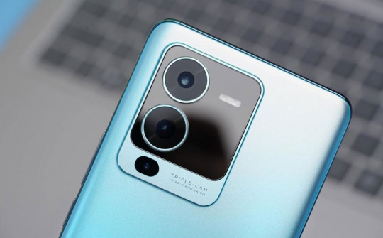 Ảnh chi tiết Vivo S15 Pro 5G vừa trình làng, giá gần 12 triệu đồng