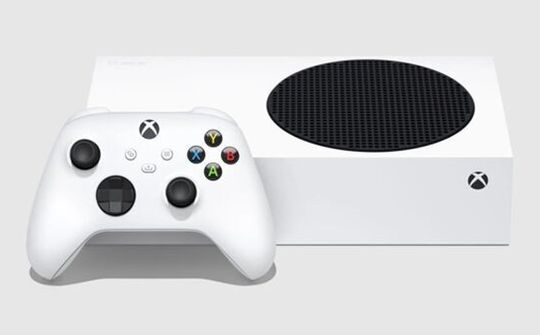 Xbox lần đầu tiên bán chạy hơn PlayStation tại Nhật Bản