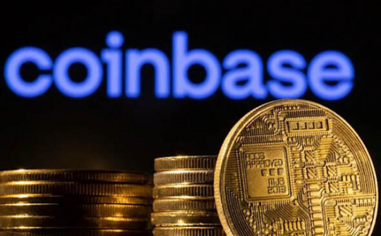 Coinbase tạm dừng tuyển dụng khi tiền điện tử lao dốc