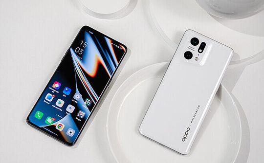 Oppo ra mắt Find X5 Pro 5G, giá 32,99 triệu đồng