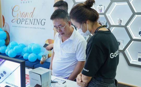 Hàng loạt sản phẩm Samsung giảm giá bán