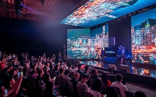 LG chính thức trình làng sản phẩm TV LG OLED evo năm 2022