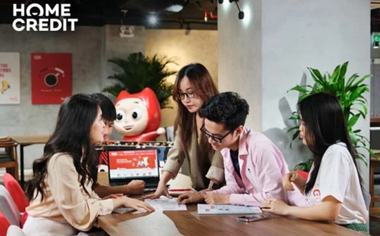 Home Credit "lên TikTok" để tiếp cận khách hàng trẻ