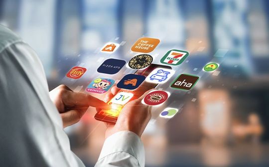MoMo giới thiệu công nghệ Mini App hỗ trợ DNVVN chuyển đổi số