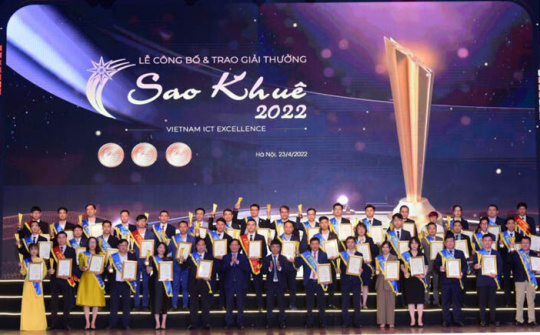 Giải pháp TMĐT của SmartOSC đạt chứng nhận 5 sao tại giải thưởng Sao Khuê 2022