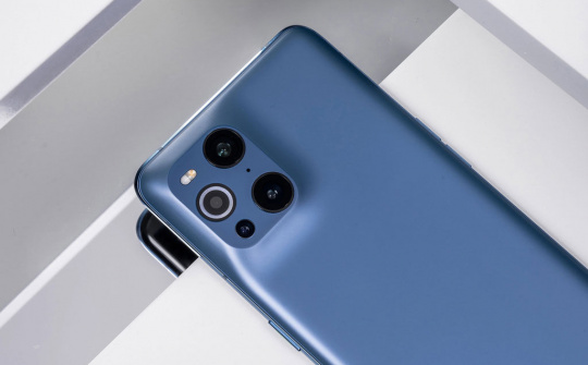 Oppo Find X3 Pro 5G giảm giá hơn 8 triệu đồng tại Việt Nam