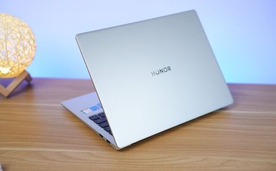 Honor MagicBook 14 ra mắt, giá từ 18 triệu đồng