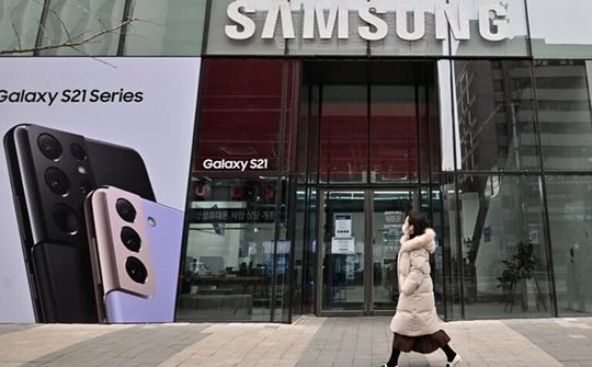 Samsung cắt giảm mục tiêu doanh số smartphone
