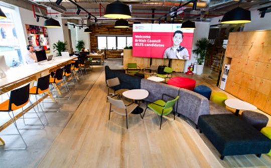 INTO mở rộng điểm tiếp cận về thông tin du học