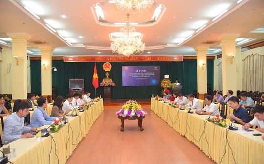 UBND tỉnh Nam Định và FPT ký kết thỏa thuận hợp tác chuyển đổi số