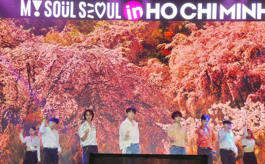 Phong cách Seoul thu hút đông đảo bạn trẻ Tp. Hồ Chí Minh