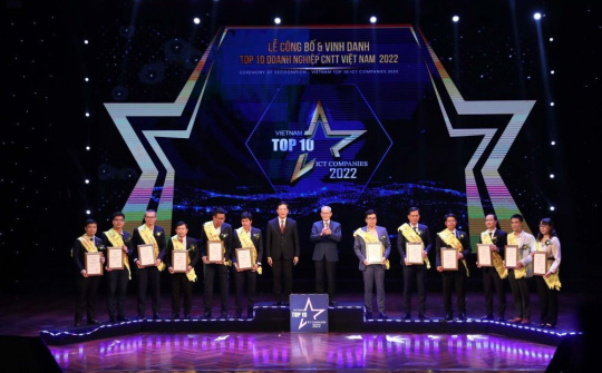 Vinh danh TOP 10 doanh nghiệp CNTT, kỳ vọng lớn vào các doanh nhân công nghệ số