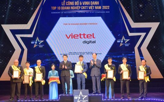 Tập đoàn Viettel có 6 thành viên được vinh danh tại TOP 10 DN CNTT Việt Nam