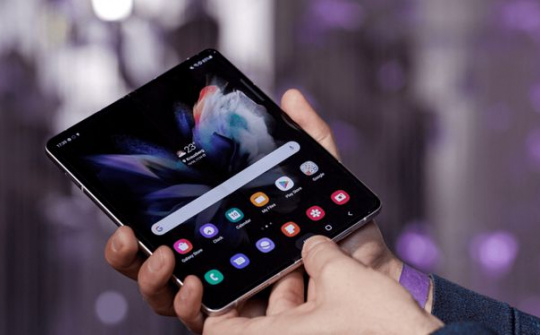 Galaxy Z Fold 5 sẽ loại bỏ nếp gấp màn hình?