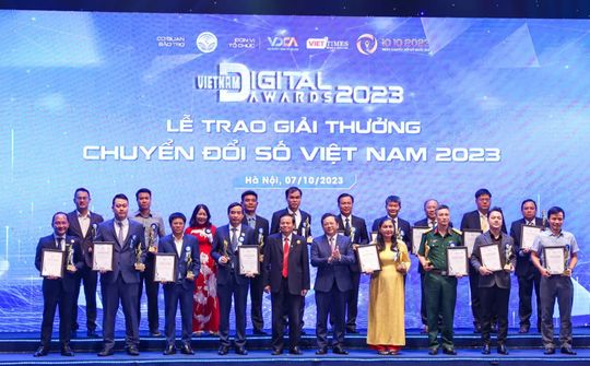 Vinh danh 38 giải pháp, tổ chức chuyển đổi số năm 2023