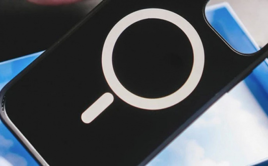 iPhone 15 series sắp hỗ trợ chuẩn sạc không dây Qi2