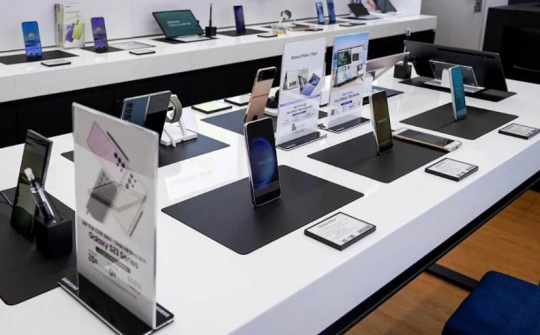 Doanh số smartphone toàn cầu dần phục hồi