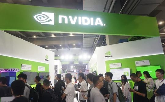 Bùng nổ chip AI, doanh thu Nvidia tăng gấp ba lần