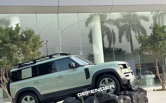 Khám phá khu trưng bày đầu tiên trên thế giới của Jaguar Land Rover tại Việt Nam
