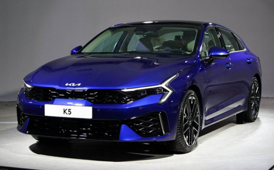 Kia K5 2024 trang bị thêm động cơ hybrid
