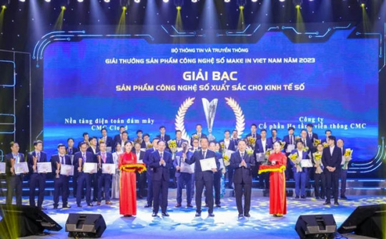 CMC Cloud giành giải Bạc sản phẩm Make in Vietnam 2023 xuất sắc cho kinh tế số