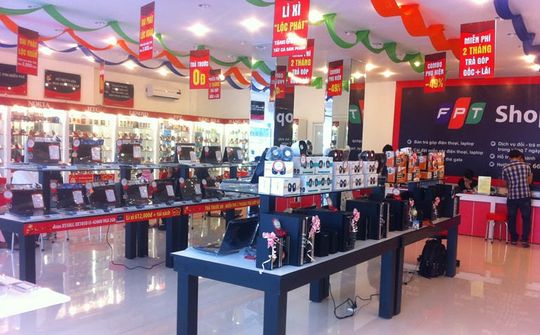 FPT Shop triển khai chương trình giảm giá cuối năm