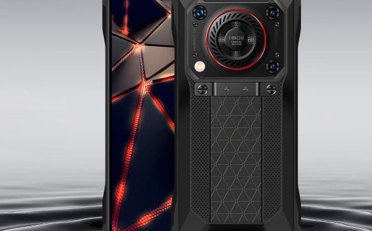 Oukitel trình làng chiếc điện thoại WP33 Pro, giá khoảng 5,82 triệu đồng
