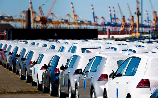 Xe ô tô nhập khẩu nguyên chiếc giảm 34% trong tháng 1/2023