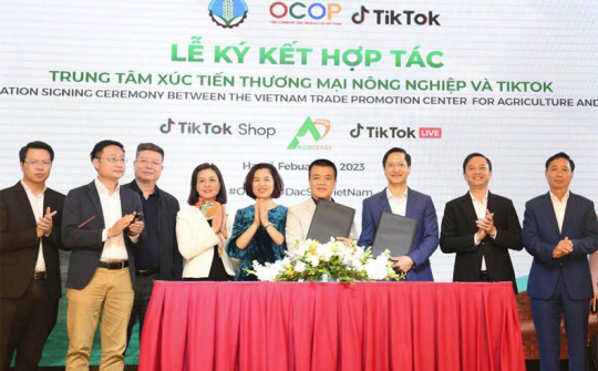 Ký kết hợp tác giữa Trung tâm Xúc tiến thương mại nông nghiệp và Tiktok